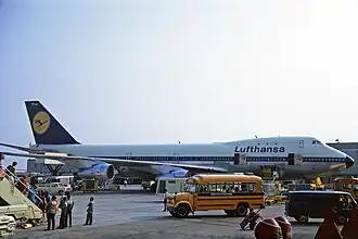 D-ABYB, le Boeing 747 de Lufthansa impliqué dans l'accident, ici à l'aéroport international de New York - John-F.-Kennedy en juillet 1970.