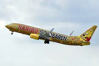 Boeing 737-800 HaribAIR de TUIfly aux couleurs d'Haribo (2014).