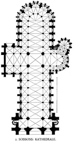 Cathédrale de Soissons, Aisne, France, nef et transept de structure basilicale