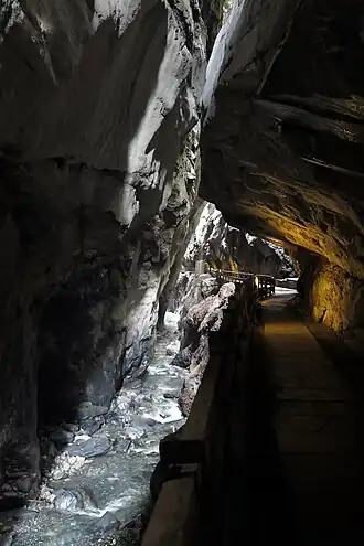 Vue du fond des gorges.