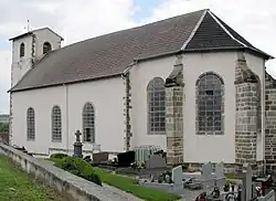 L'église Saint-Pierre, côté nord.