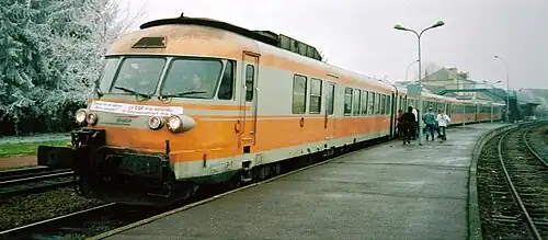 Le dernier turbotrain en gare de Commentry le 11 décembre 2004.