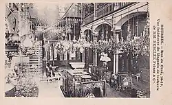Intérieur du magasin, rue du Curé à Roubaix