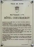 Plaque d'information trilingue (français, anglais, allemand)