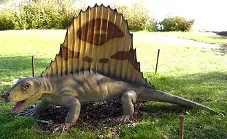 Sculpture d'un dimétrodon exposée en Allemagne.