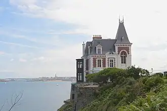 Villa Les Roches Brunes.