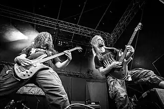 Description de cette image, également commentée ci-après