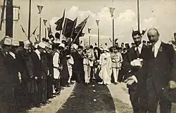 scène de liesse populaire.