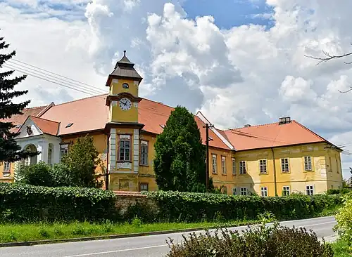 Château de Dobromilice.