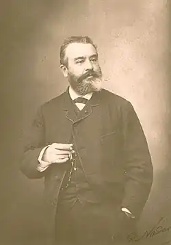 Son père, le Dr&nbsp;Adrien Proust, vers 1890.