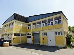 La salle des bains-douches ouvriers.