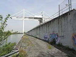 La Deûle et la partie méridionale du carreau de fosse.