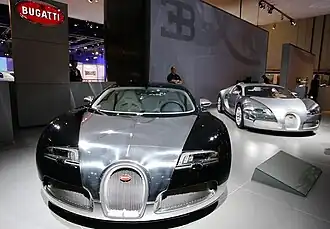 Deux Bugatti Veyron en 2009.