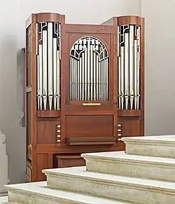 L'orgue de chœur.