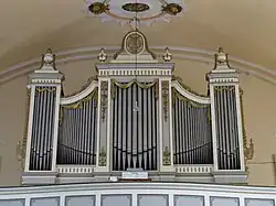 Orgue de la nouvelle église.