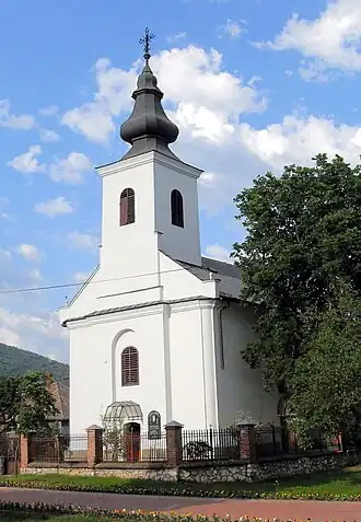 Dvorníky-Včeláre