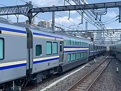 Voiture à deux niveaux.