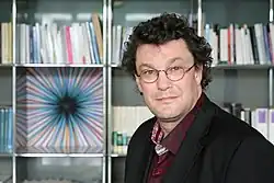 Description de cette image, également commentée ci-après