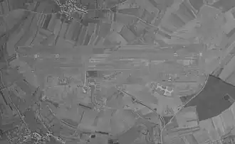 Aéroport d'Epinal le 04 03 1982.