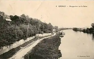 Les berges de la Seine au début du XXe&nbsp;siècle.