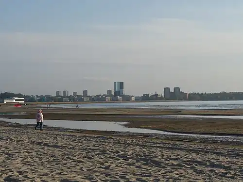 Haabersti vue de la plage de Stroomi.