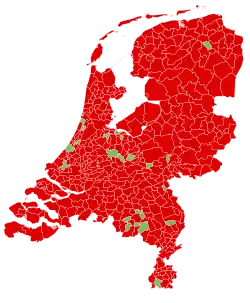 Carte des pays bas montrant le découpage communal et le vote majoritaire dans chaque commune.