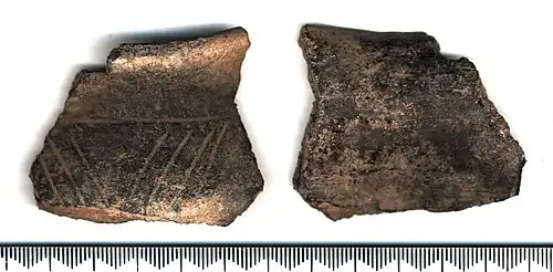 Extérieur et intérieur du tesson…