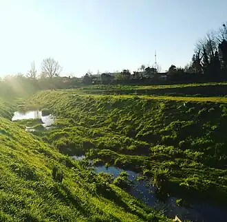 L'Eau Bourde (rivière cestadaise) cheminant au Pont-de-la-Maye près du lieu-dit Madère