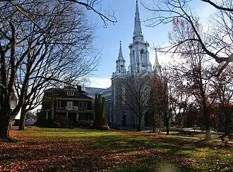 Image illustrative de l’article Église Saint-Jean-Baptiste de Sherbrooke