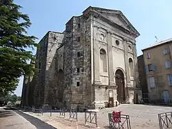 Église Saint-Pierre de Pont-Saint-Esprit.