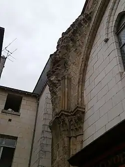 Arcades sauvegardées de l'église.