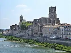 Église Saint-Saturnin de Pont-Saint-Esprit.