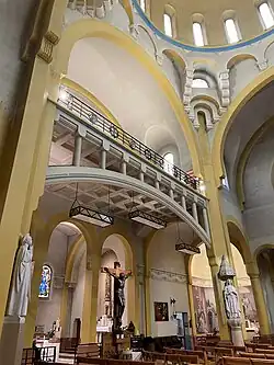 Eglise Saint Dominique Paris XIV nef, bas-côtés, et coupole