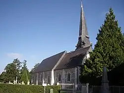 L'église vue de la rue.