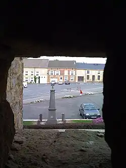 La place du village vue du clocher.