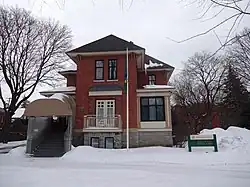 Ambassade à Ottawa.