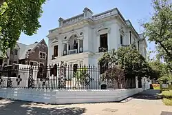 Residence de l'ambassade à Santiago du Chili.