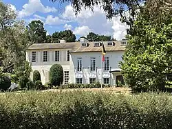 Ambassade à Canberra.