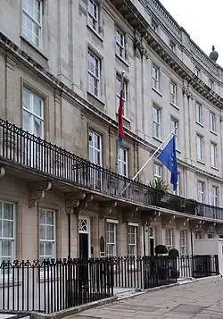 Ambassade à Londres.