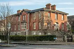 Ambassade à Dublin.