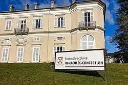 Description de cette image, également commentée ci-après