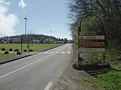 Entrée de Durtol par la D 943