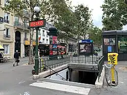 L'accès no&nbsp;1 « Rue des Acacias ».