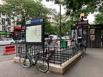 Entrée de la station.
