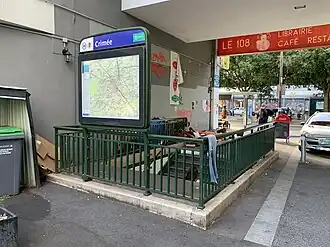 L'accès no&nbsp;2, « Caisse nationale d'assurance vieillesse ».