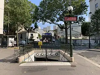 L'unique accès à la station.