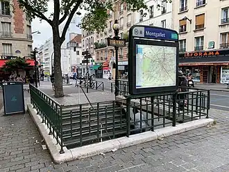 Vue arrière de l'accès.