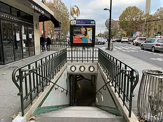 L'accès no&nbsp;1, « Boulevard Bessières ».