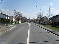 Entrée de Fontenay-Trésigny rue Bertaux.