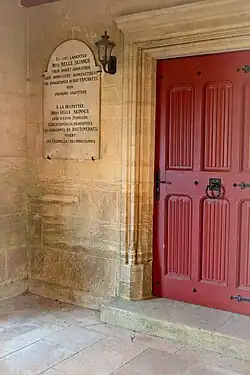 Entrée de la mairie